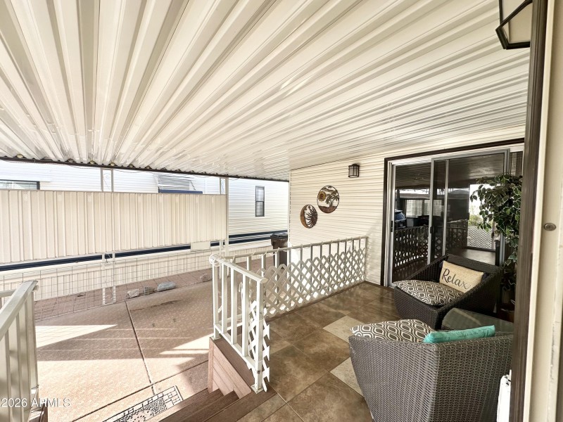 SLIDER TO AZ ROOM OFF DECK