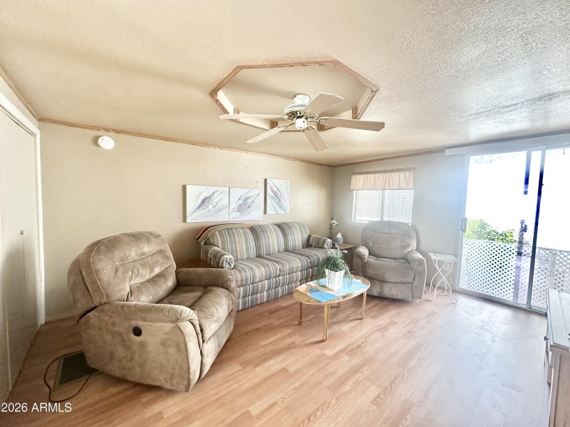 NICE FOR GUESTS TO COME VISIT