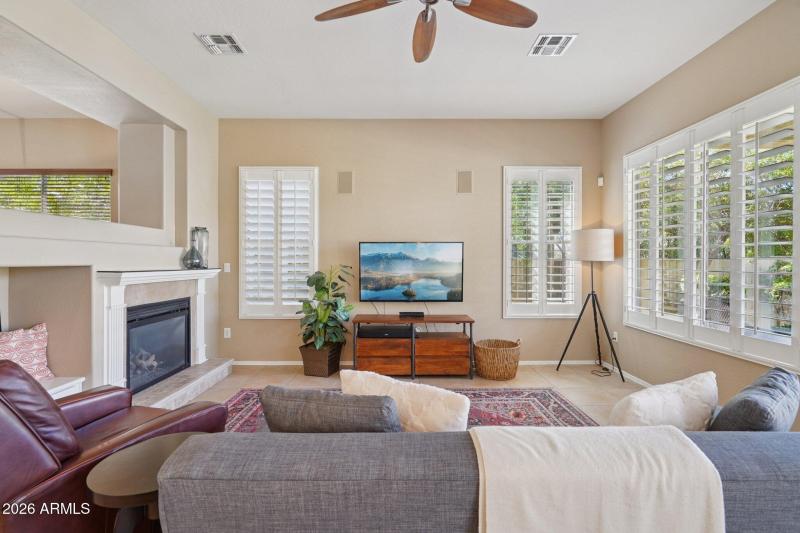 10-web-or-mls-W Via Calabria-S2502-010