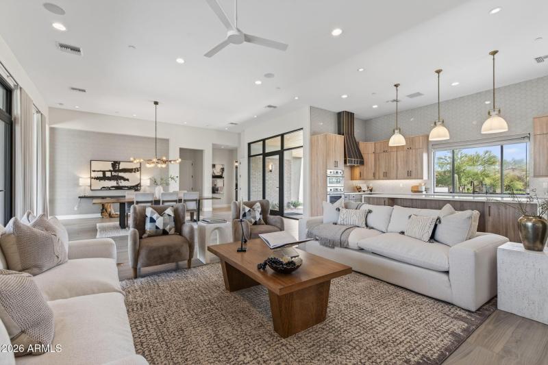 Living to Dining & Kitchen