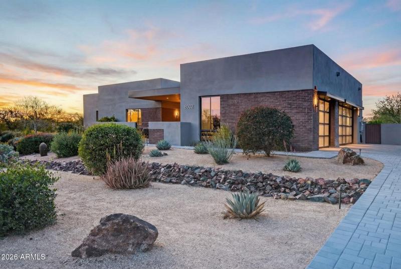 Exterior View & Large 3-Car Garage