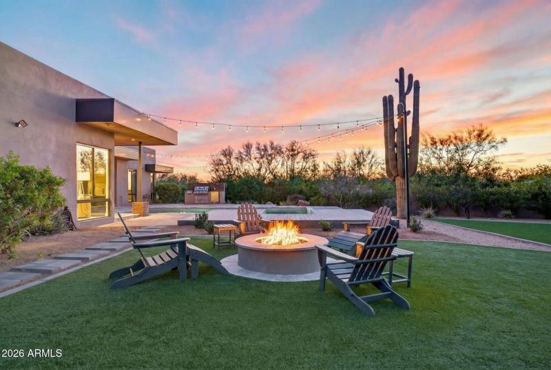 Ideal Night in the Desert!