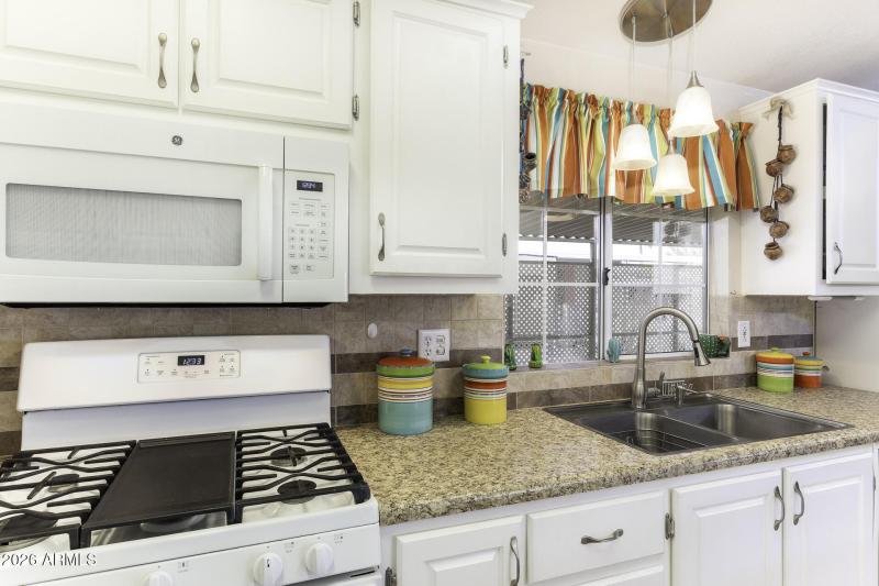 450 W Sunwest Dr Lot 190 - Kitchen View