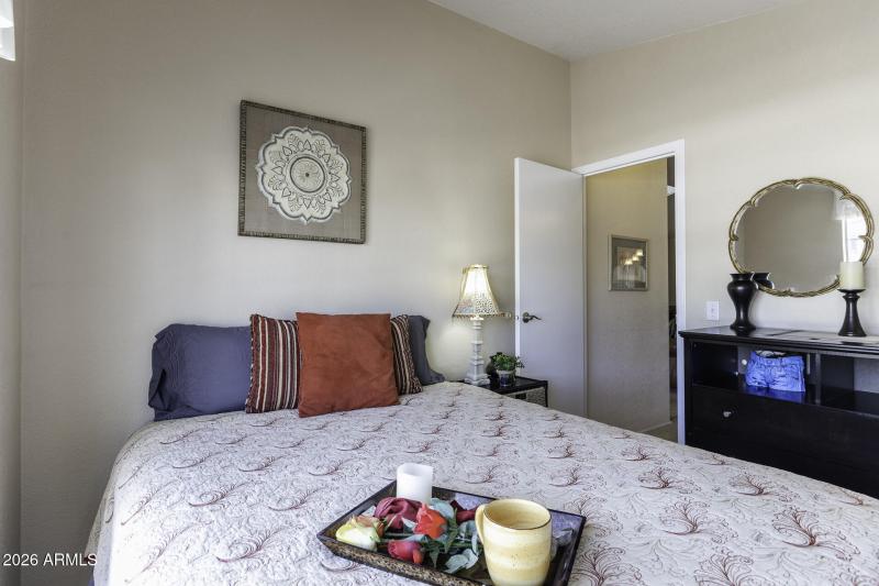 450 W Sunwest Dr Lot 190 - Bedroom 2 Vie