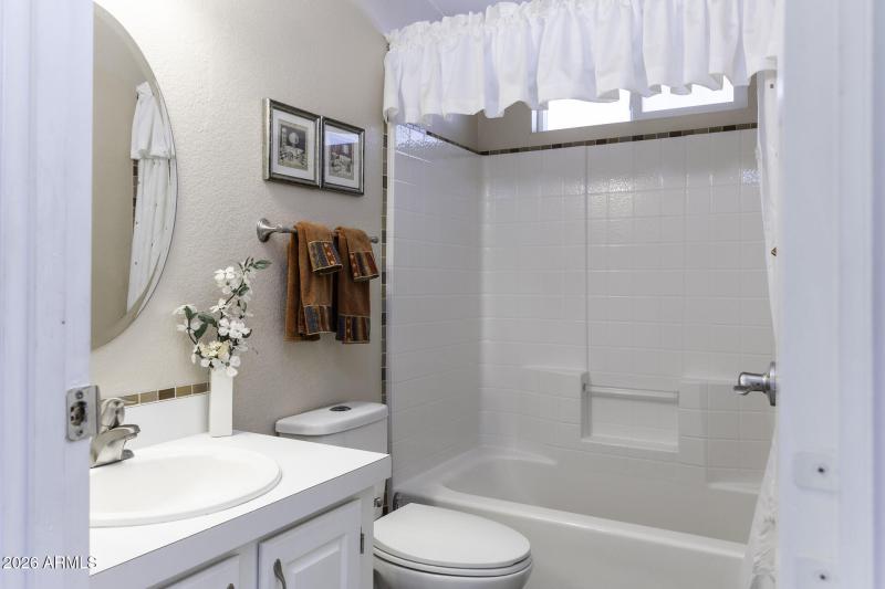 450 W Sunwest Dr Lot 190 - Bathroom 2