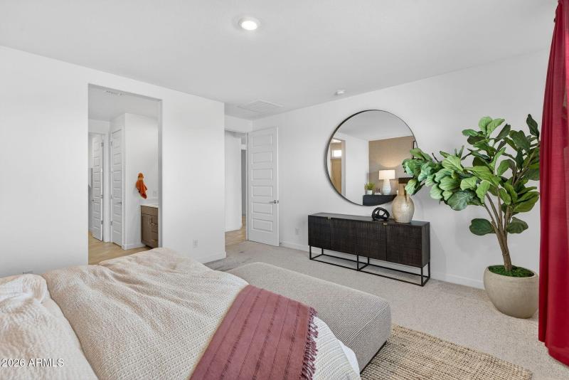 24-web-or-mls-56S 83rd Cir