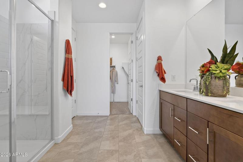 26-web-or-mls-63S 83rd Cir