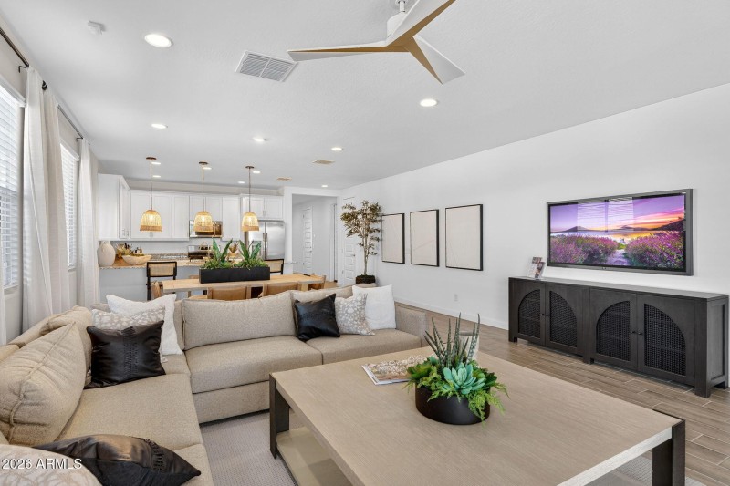 4-web-or-mls-4-web-or-mls-65S 83rd Cir