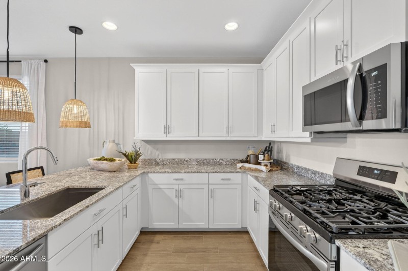 10-web-or-mls-10-web-or-mls-56S 83rd Cir