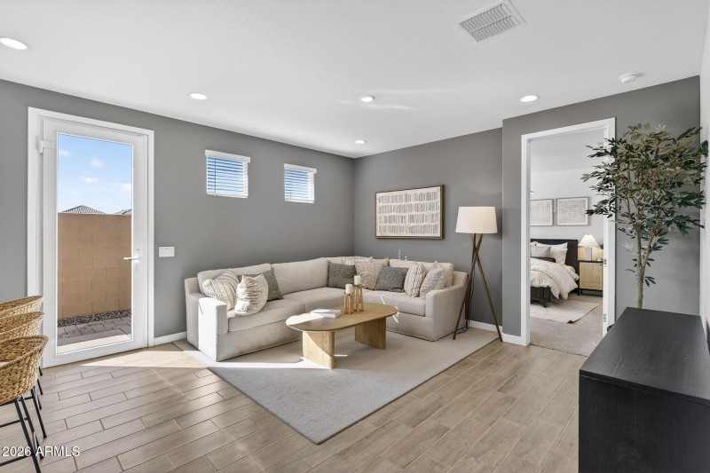 15-web-or-mls-15-web-or-mls-81S 83rd Cir