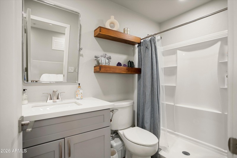 37-Bonus Room Bathroom 3