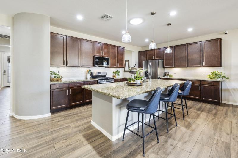 52-web-or-mls-_TM_8250