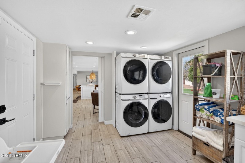 34-web-or-mls-17E Cactus Rd