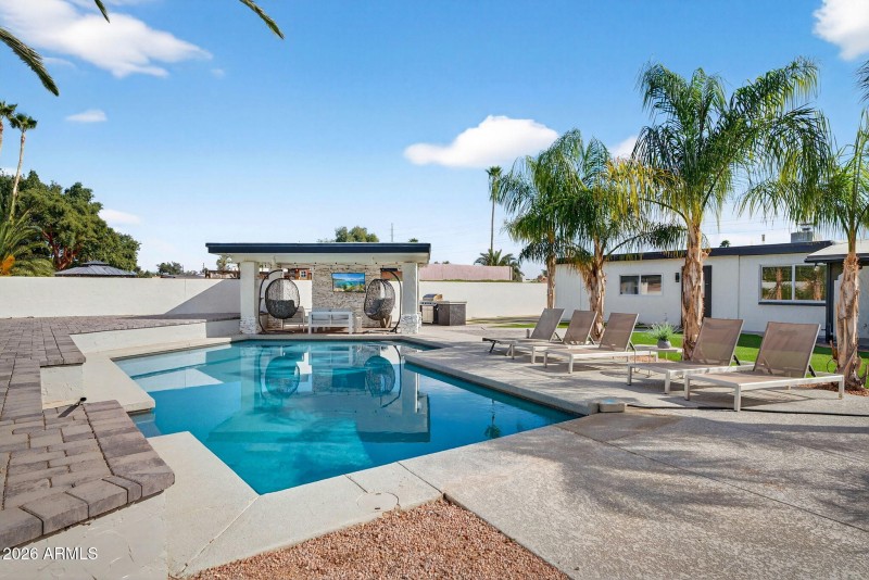 43-web-or-mls-28E Cactus Rd