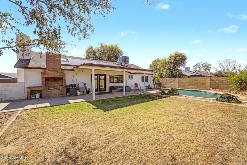 covered patio - pool