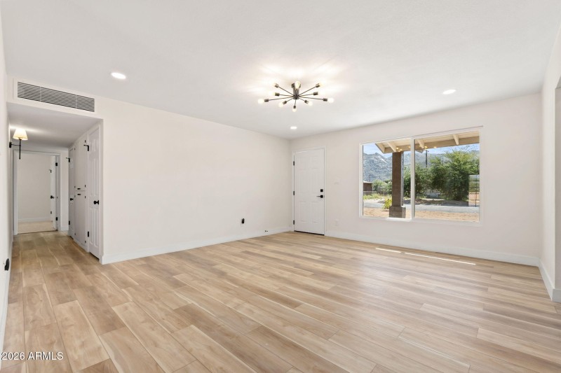 108 E Monte Way - 06