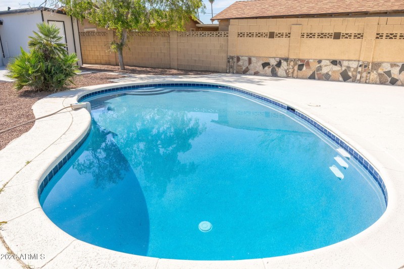 108 E Monte Way - 38