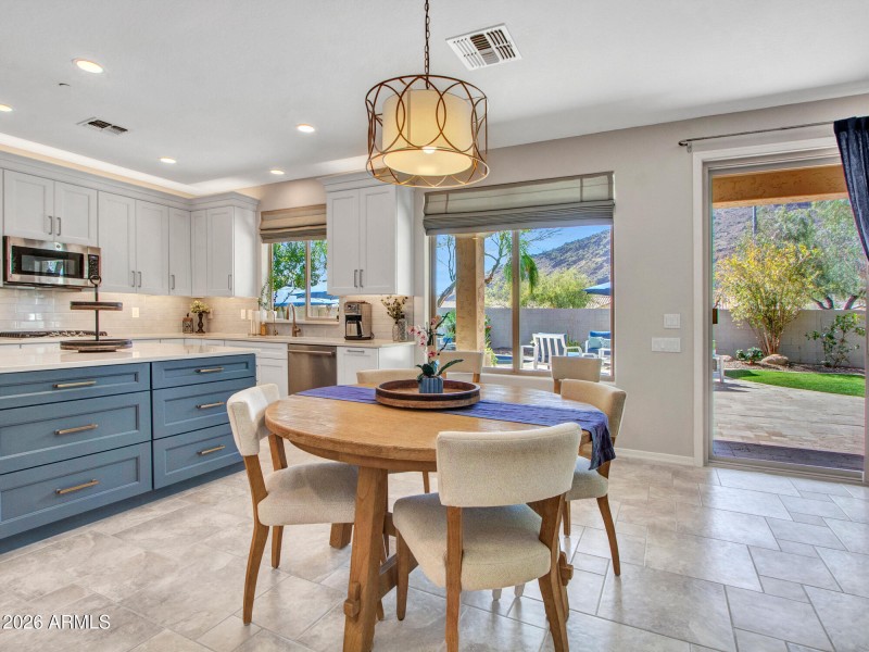 10-Breakfast-area-(1)