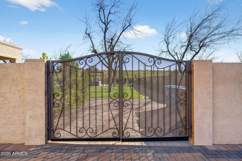 091_9-web-or-mls-25e_melissa_pl_921