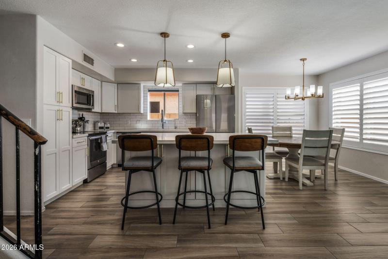 Kitchen with Large Island