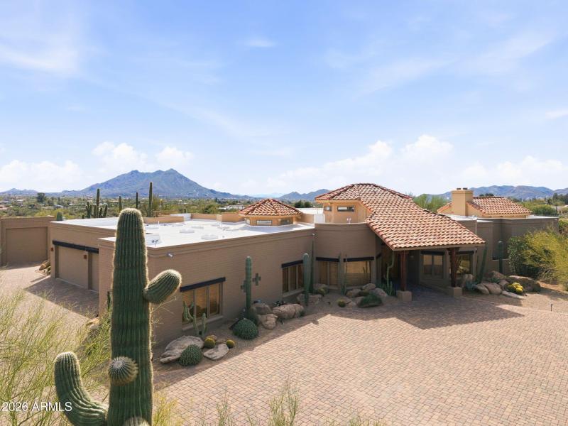 6601 E Willow Springs Ln N