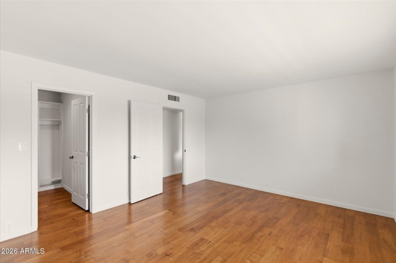 Secondary Bedroom w/ Walk-in Closet