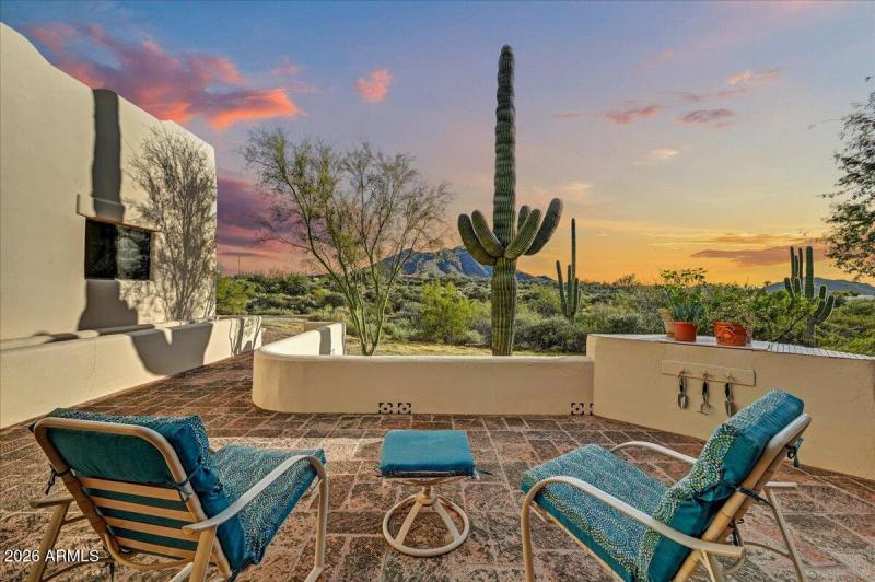 50-Patio Sitting View