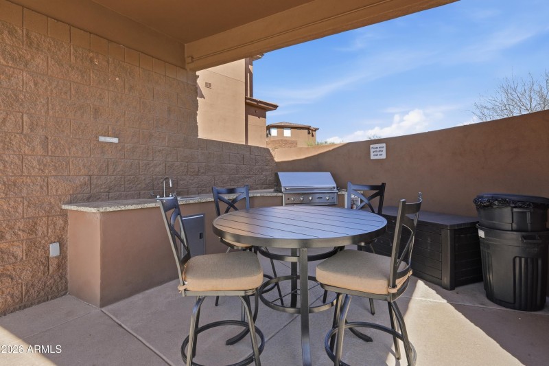 Additional Grilling Area