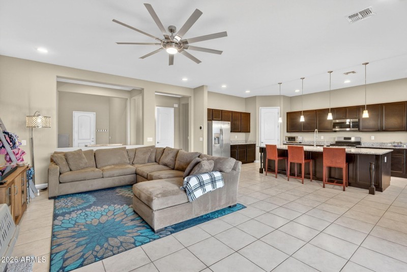 4-web-or-mls-37W Remuda Dr