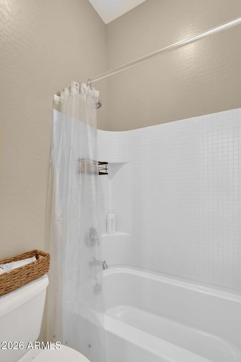 31-web-or-mls-08W Remuda Dr