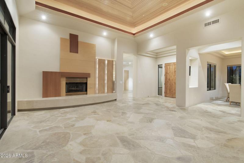 108-web-or-mls-_DSC2108