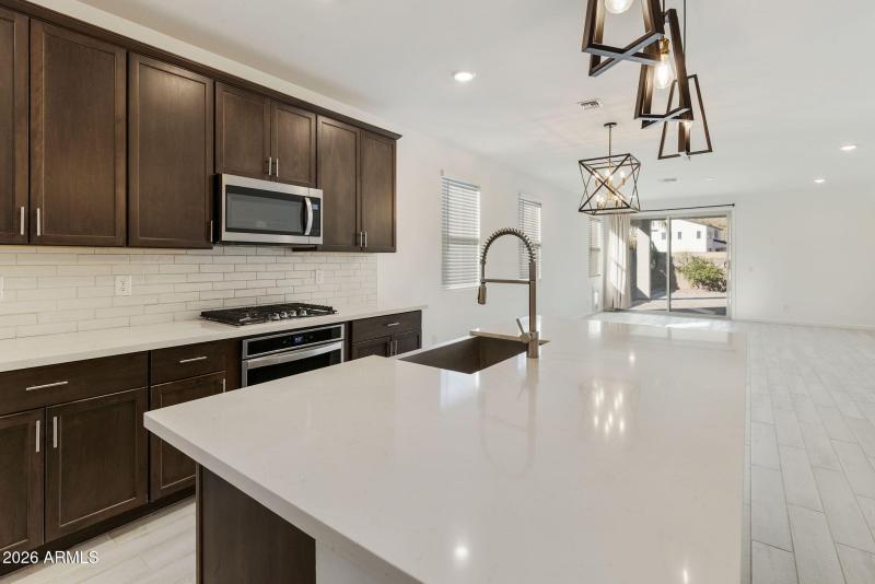 12-web-or-mls-dlb_7876-dlb_7880