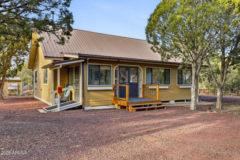 6846LuckyLn-ShowLow-AZ-1