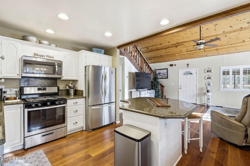 6846LuckyLn-ShowLow-AZ-15