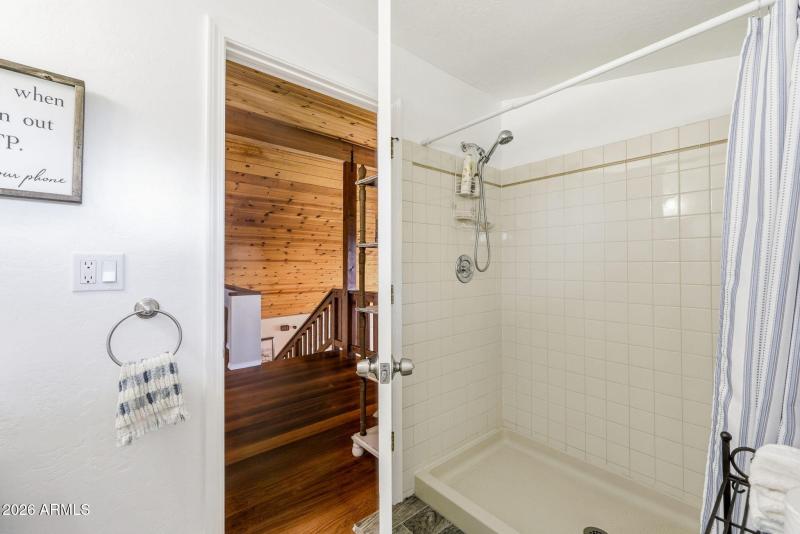 6846LuckyLn-ShowLow-AZ-24