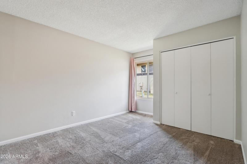 19-print-W Continental Dr-S2702-019