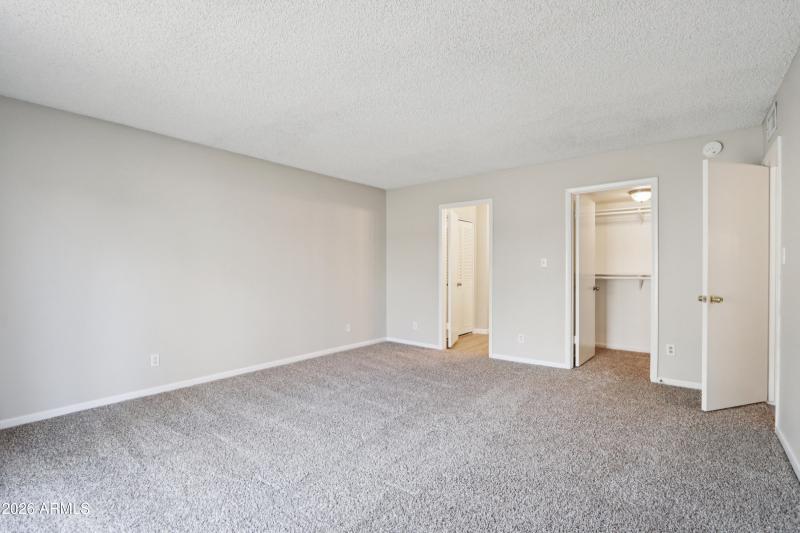 23-print-W Continental Dr-S2702-023