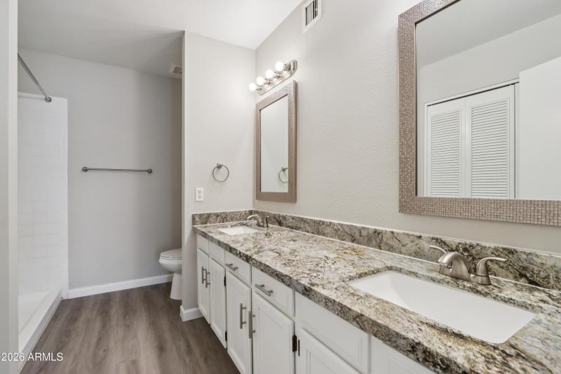 26-print-W Continental Dr-S2702-026