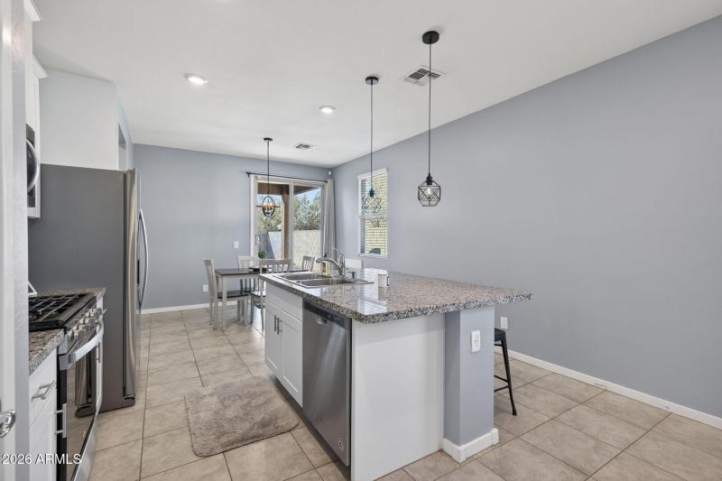 9-web-or-mls-3581 E Appaloosa Dr, San Ta