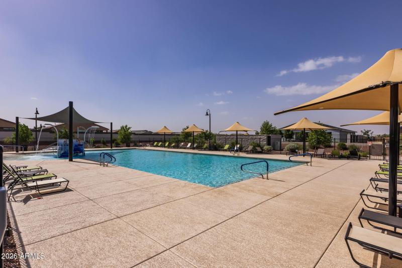 46-web-or-mls-J) COMMUNITY POOL