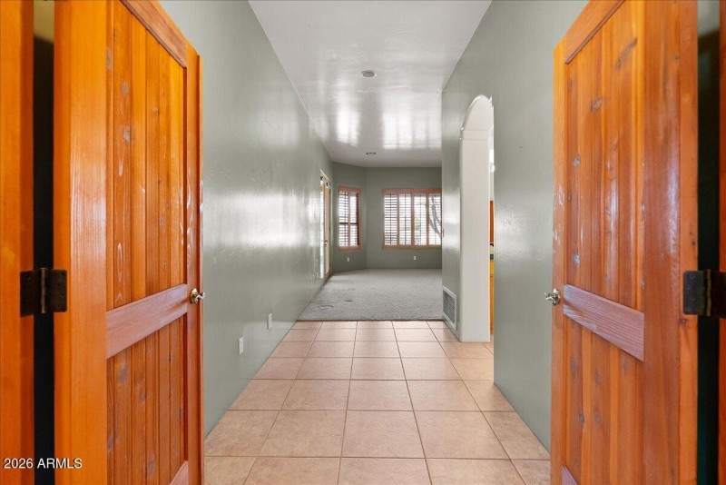 17-DesertSkyREM-13002 W San Juan Ave, Li