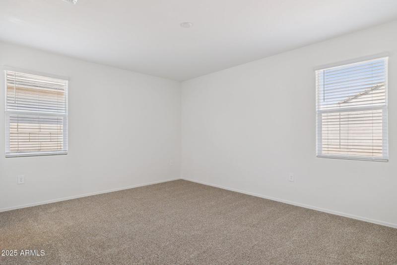 21-web-or-mls-18362-w-hackamore-dr-lot-6