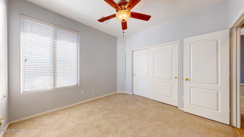 871-E-Sherri-Dr-03292025_085423