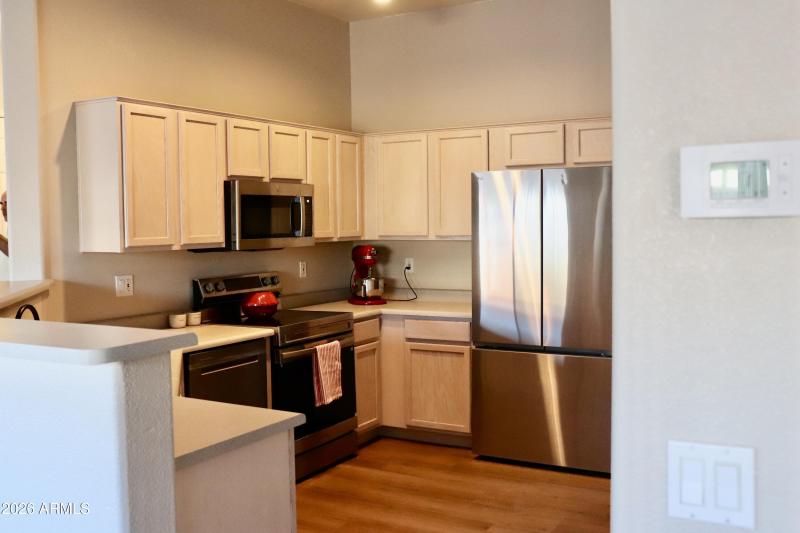 6720 E Encanto Kitchen2