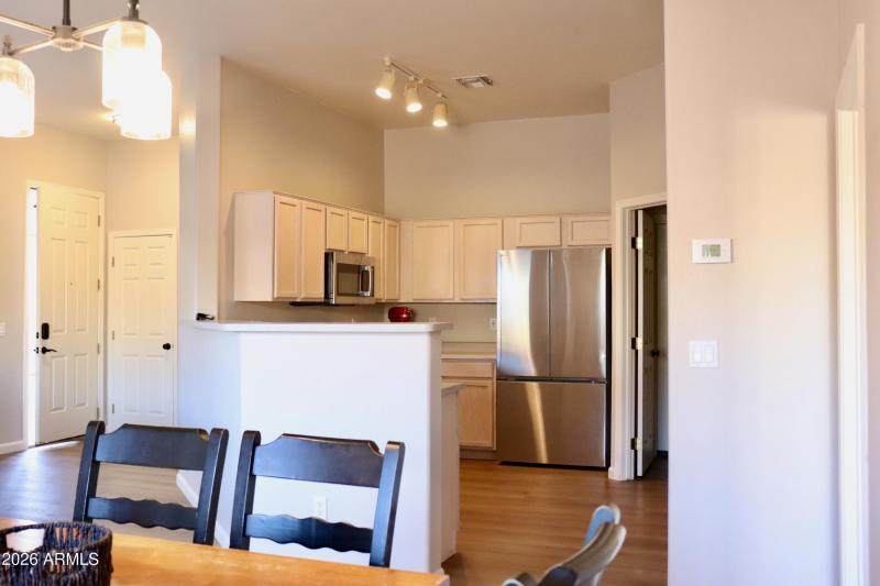 6720 E Encanto Kitchen3