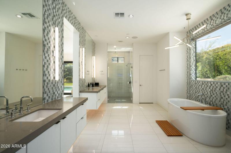 Primary Bath Details