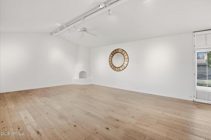 Living Room/Vaulted Ceiling