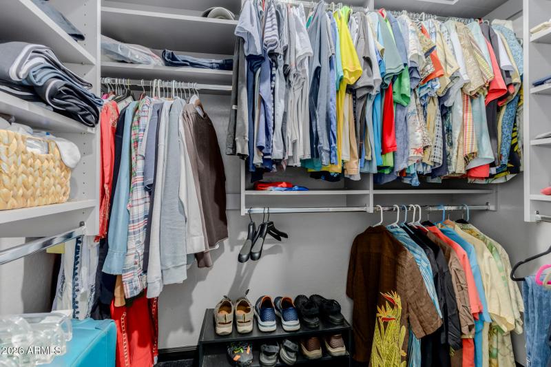 R01 Primary Closet 1