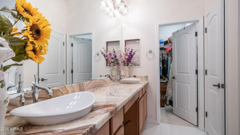 10055 N 142nd St Unit 2250-16