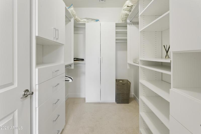 10260EWhiteFeather1041022